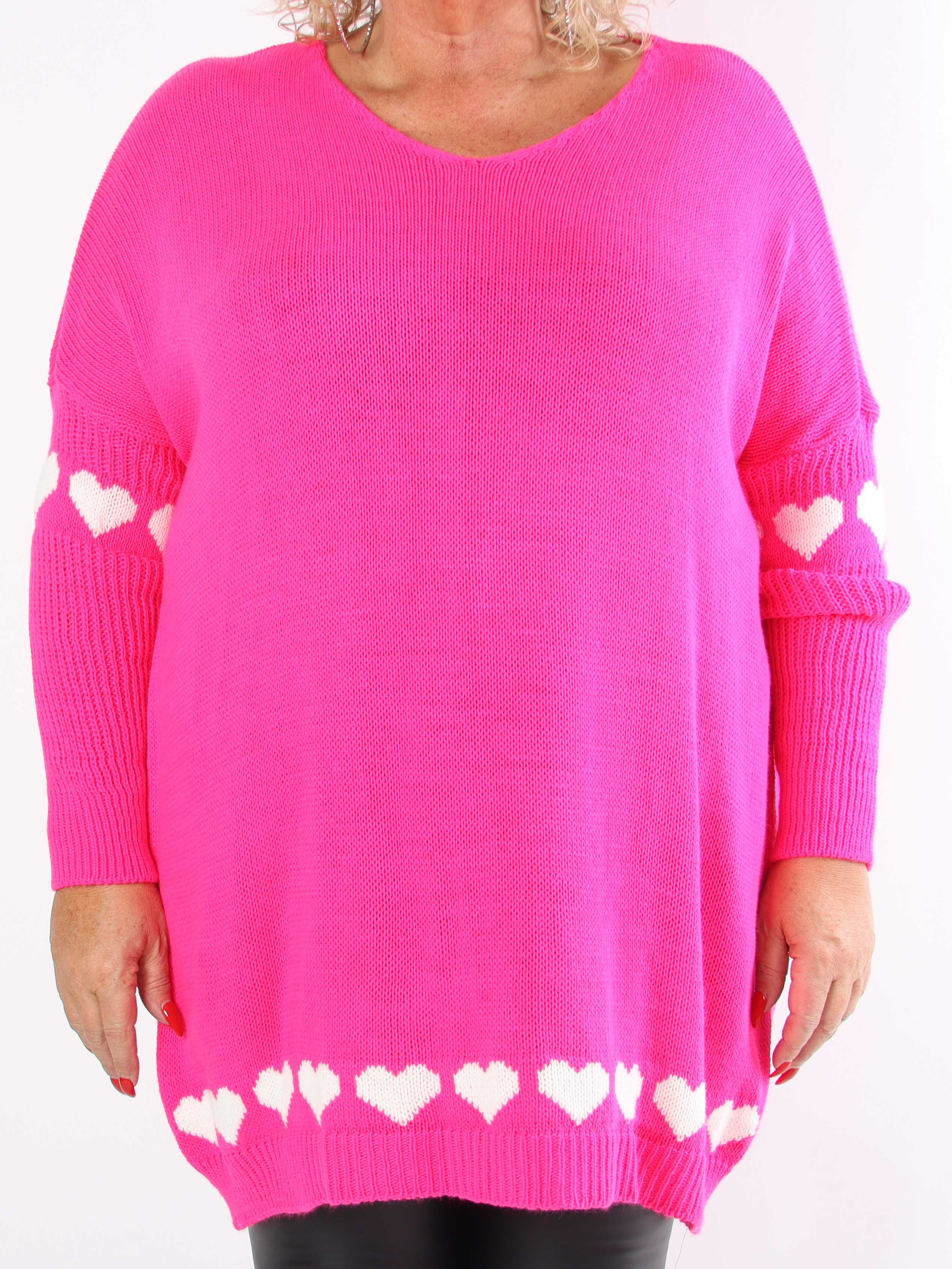 Katerina - Plus size strik med søde hjertedetaljer